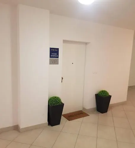 Lägenhet Vip, With Free Garage Parking