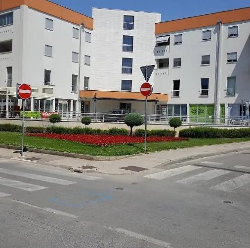 Διαμέρισμα Vip, With Free Garage Parking