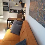 Apartment Vip, With Free Garage Parking