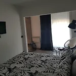 Apartment Vip, With Free Garage Parking *