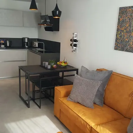 Daire Vip, With Free Garage Parking Pula