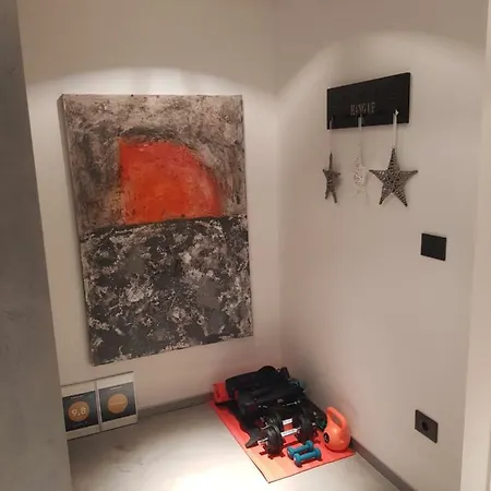 Vip, With Free Garage Parking 普拉