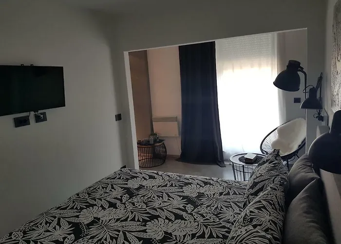 Lejlighed Vip, With Free Garage Parking *